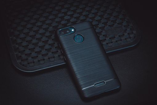 "In un cellulare i segreti dell'azienda concorrente": la Lpm di Mondovì completamente estranea alla vicenda