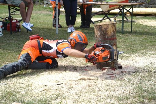 Domani e domenica all'Oktoberfest Cuneo le selezioni per la Nazionale che andrà ai prossimi Mondiali dei boscaioli