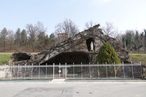 Replica della grotta a Bandito