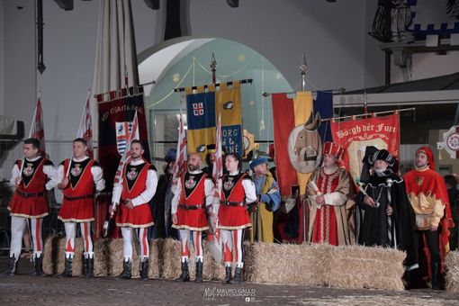 Rievocazione storica ad Alba (foto Mauro Gallo)