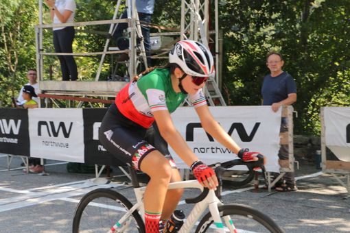 Ciclismo femminile: Nicole Bracco si rivela scalatrice al Santuario della Madonna del Boden
