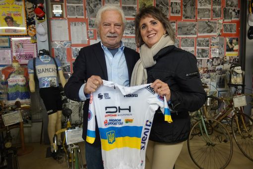 Silvia Gullino con Gianni Savio, storico manager di ciclismo scomparso a 76 anni