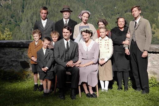 Una scena del film "Vermiglio", l’opera seconda di Maura Delpero, che si è aggiudicata il Leone d’argento – Gran premio della giuria all’81^ Mostra Internazionale d’Arte Cinematografica di Venezia.