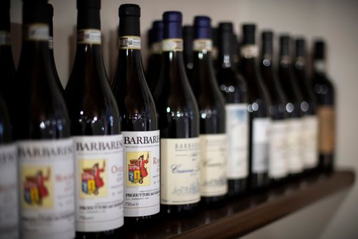 Piemonte, aumentano le esportazioni: non quelle del vino di Langhe, Roero e Monferrato