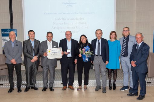 Alcuni momenti della cerimonia tenuta sabato a Cherasco Alcuni momenti della cerimonia tenuta sabato a Cherasco