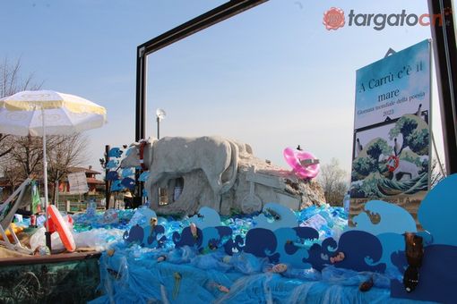 Il mare di poesia realizzato nel 2023