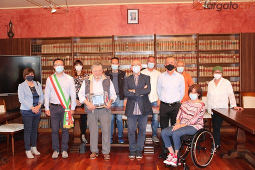 Beinette celebra l'artista Livio Politano e le sue opere (FOTO) Beinette celebra l'artista Livio Politano e le sue opere (FOTO)