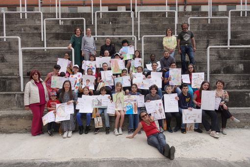I premiati con la giuria ed i membri dell’associazione Albero Inverso