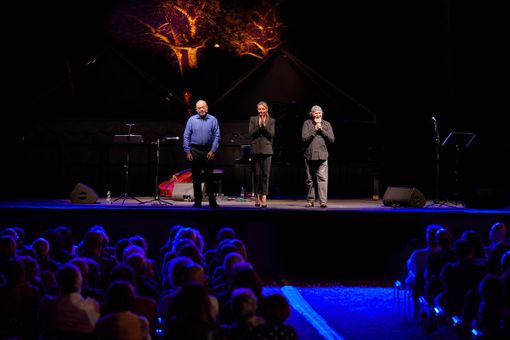 Al via la stagione del Teatro Sociale di Alba con lo spettacolo “Il Romanzo della Bibbia”