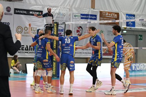 Il Monge-Gerbaudo Savigliano in partita solo per un set e cede al San Giustino Il Monge-Gerbaudo Savigliano in partita solo per un set e cede al San Giustino