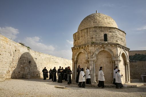 Il santuario Ascensione sul Monte degli Ulivi Il santuario Ascensione sul Monte degli Ulivi