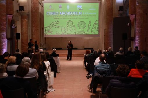 Il “Cuneo Archeofilm” torna in San Francesco tra proiezioni preserali e aperitivo nel chiostro Il “Cuneo Archeofilm” torna in San Francesco tra proiezioni preserali e aperitivo nel chiostro