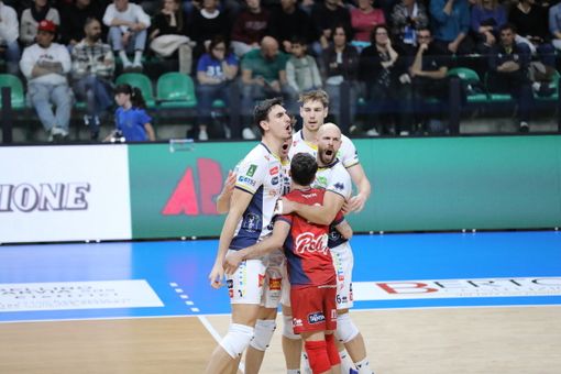 L'Itas Trentino vince sul campo di Cuneo per 3-1 (Foto Bramardi e Leone)