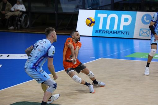 Mimmo Cavaccini, capitano grinta e cuore: il migliore tra i cuneesi contro Modena (Foto Valerio Giraudo)