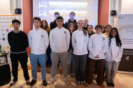 L’IISS Arte Bianca “Cillario Ferrero” di Neive brilla al Cooking Quiz e conquista la Finale Internazionale di Parma