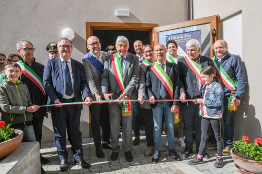 Sampeyre ha inaugurato la nuova mensa scolastica: un investimento strategico per il futuro e la vitalità della montagna