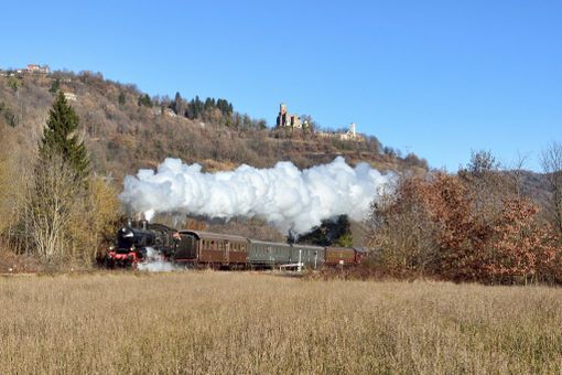 Il passaggio del treno storico a Nucetto