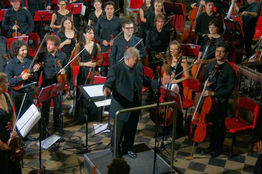 Lunedì 1 gennaio 2024 a Saluzzo il Concerto di Capodanno con Obiettivo Orchestra Lunedì 1 gennaio 2024 a Saluzzo il Concerto di Capodanno con Obiettivo Orchestra