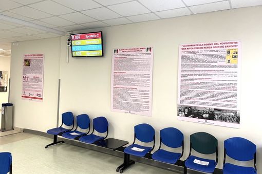 “Storie di donne” su manifesti affissi in Cn1 e S. Croce e Carle