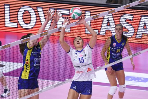 Ana Tiemi Takagui in azione a Cremona (foto Ufficio stampa Esperia) Ana Tiemi Takagui in azione a Cremona (foto Ufficio stampa Esperia)