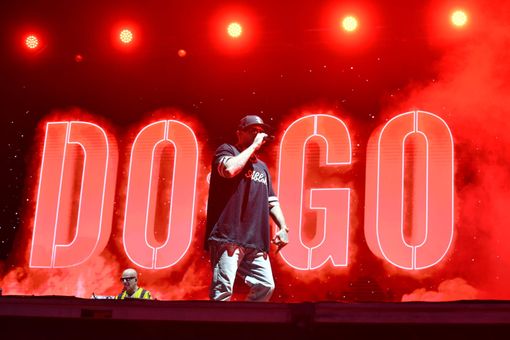 Collisioni 2024, i Club Dogo infiammano piazza Medford ad Alba [GALLERY]