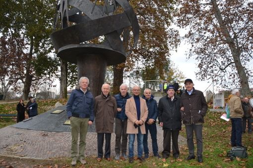 In foto ciclisti braidesi ed ex corridori in una passata edizione della manifestazione (foto Luciano Cravero)