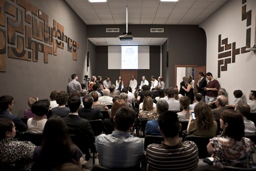 Grande successo per "E' tempo di dare un futuro al lavoro" con Tommaso Nannicini al Ping di Cuneo Grande successo per "E' tempo di dare un futuro al lavoro" con Tommaso Nannicini al Ping di Cuneo