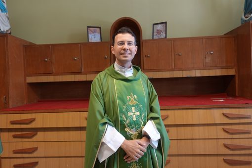 Nella foto il sacerdote salesiano don Marco Panero