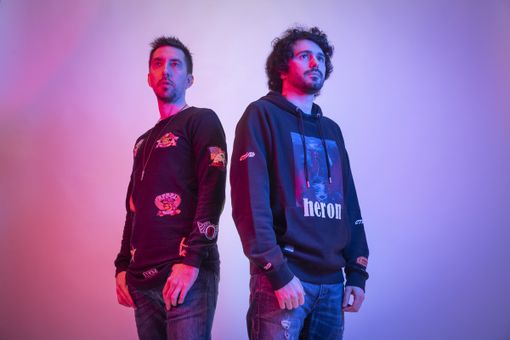 I monregalesi Judici e Molinoir fanno squadra con Samuele Sartini per la cover di "Horny"