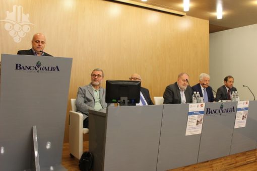 Alba: presentato il libro “Il contributo dei cattolici albesi all’Unità d’Italia (1861-2011). Personaggi e date” Alba: presentato il libro “Il contributo dei cattolici albesi all’Unità d’Italia (1861-2011). Personaggi e date”