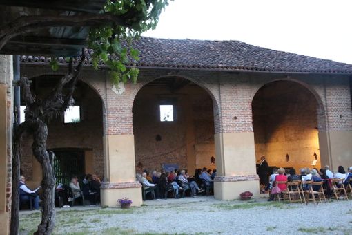 Nella Cascina storica Ca ‘d Marieta ad Alba riparte "Musica in Cascina"