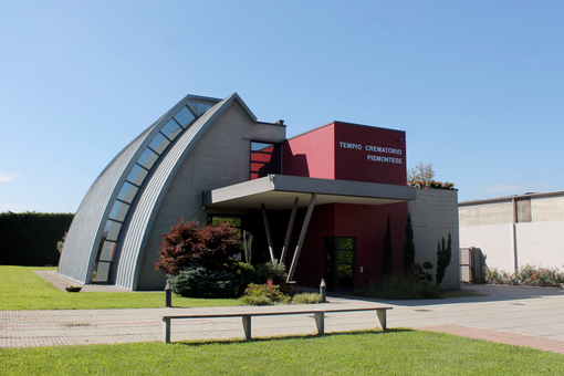 Porte aperte al forno crematorio di Piscina (TO) Porte aperte al forno crematorio di Piscina (TO)