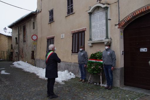 Il sindaco Renaudi alla commemorazione del 2020 - foto di repertorio Il sindaco Renaudi alla commemorazione del 2020 - foto di repertorio