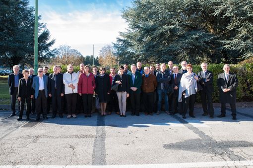 40 vecchi lavoratori della Michelin di Cuneo premiati a Torino 40 vecchi lavoratori della Michelin di Cuneo premiati a Torino