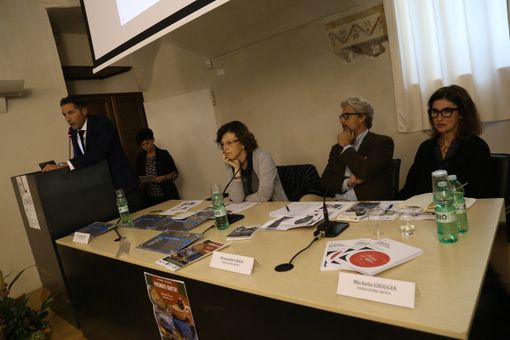 Con cartina, con un QR code o con la guida per le scuole: così si valorizza il turismo culturale nel cuneese (VIDEO)