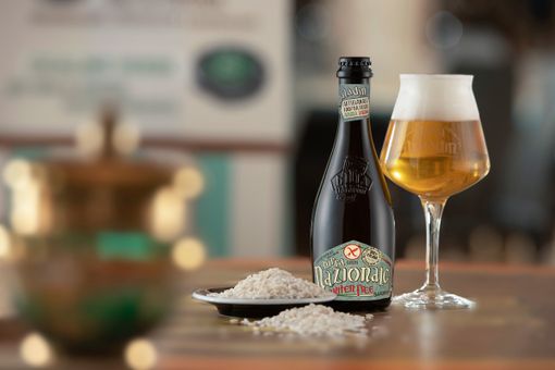 La Nazionale Gluten Free, la prima birra 100% italiana in versione senza glutine, ha ottenuto il Marchio Spiga Barrata La Nazionale Gluten Free, la prima birra 100% italiana in versione senza glutine, ha ottenuto il Marchio Spiga Barrata