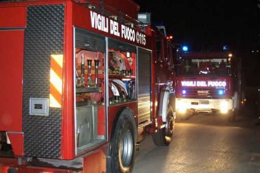Un incidente stradale, nella notte di lavoro dei Vigili del fuoco Un incidente stradale, nella notte di lavoro dei Vigili del fuoco