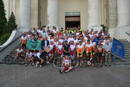 Da Madonna a Madonna: ciclisti in viaggio da Bra a Lourdes