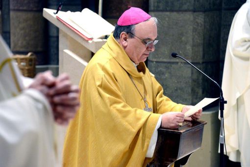 Il vescovo di Alba Brunetti: "Sul caporalato non possiamo tacere, è un reato e anche un peccato"