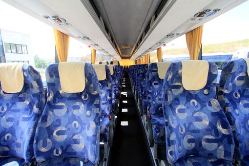 18 Comuni uniti dal "ChiamaBus": corse garantite sino a fine mese (con vista sul futuro)