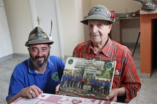 San Rocco Castagneretta, gli auguri del Gruppo Alpini al reduce Giuseppe Falco per i suoi 99 anni