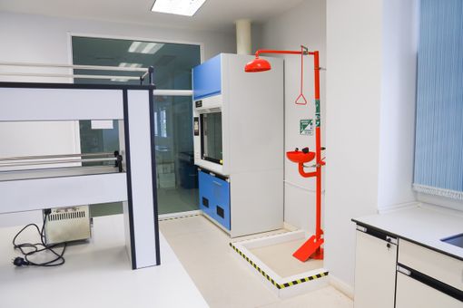 Docce di Emergenza: tutto ciò che c’è da sapere Docce di Emergenza: tutto ciò che c’è da sapere