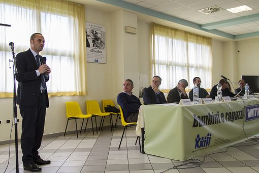 Fossano, il ministro Costa a Fossano per parlare di famiglia Fossano, il ministro Costa a Fossano per parlare di famiglia