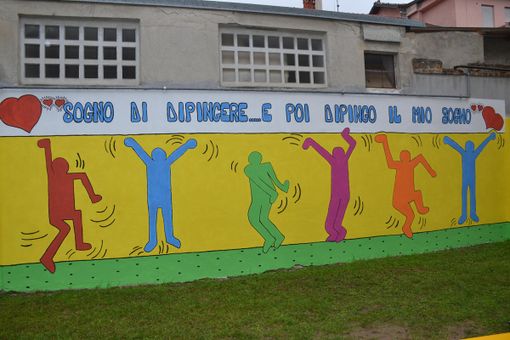 Nelle foto di Luciano Cravero: alcuni momenti dell'inaugurazione del murales alla “Collodi” di Bra