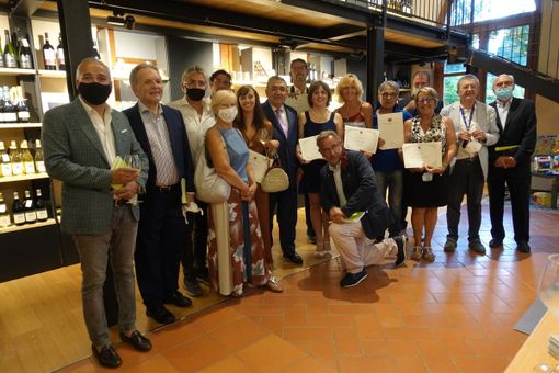 Il gruppo dei premiati Il gruppo dei premiati