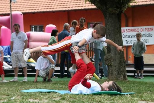 Scuola di circo e spettacolo a La Morra