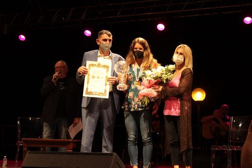 Marta Bassino sul palco di Fossano