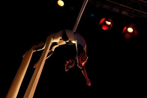 Cuneo, corso di acrobatica aerea Cuneo, corso di acrobatica aerea