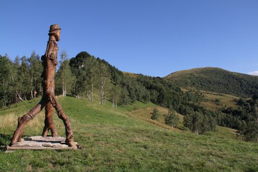 "La Draio de l'Estelo": camminare tra arte e paesaggi a Coumboscuro