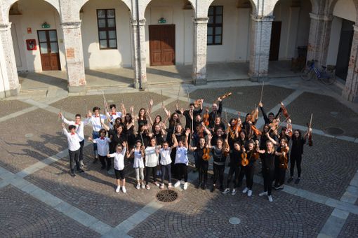 A Verzuolo XFlautist Ensemble meet Orchestra Archimedia